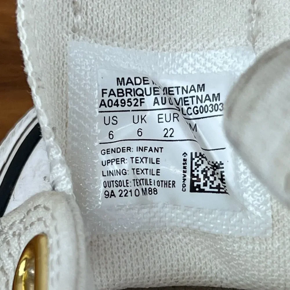 Little Kids Childrens Converse CTAS Ivory Hearts Low Sneakers Shoes Size 6 C GUC